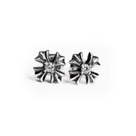 Pendientes de botón CH Plus con diamantes Pendientes de botón CH Plus con diamantes