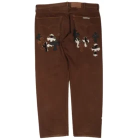 Vaqueros Chrome Hearts Levi’s con parches de cruces múltiples