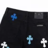Vaqueros con Cross Patch de cruz azul y blanco de Chrome Hearts Vaqueros con Cross Patch de cruz azul y blanco de Chrome Hearts